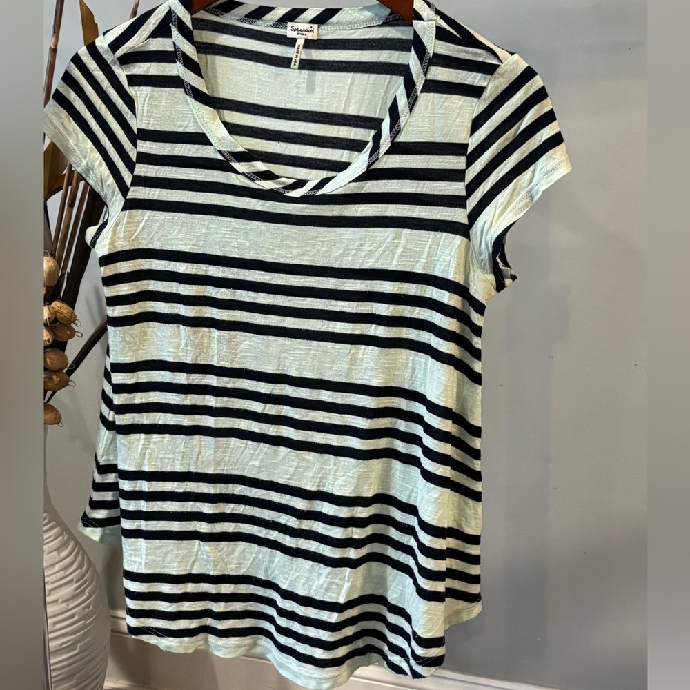 Splendid navy & mint green Striped women’s Short Sleeve Tee- size small